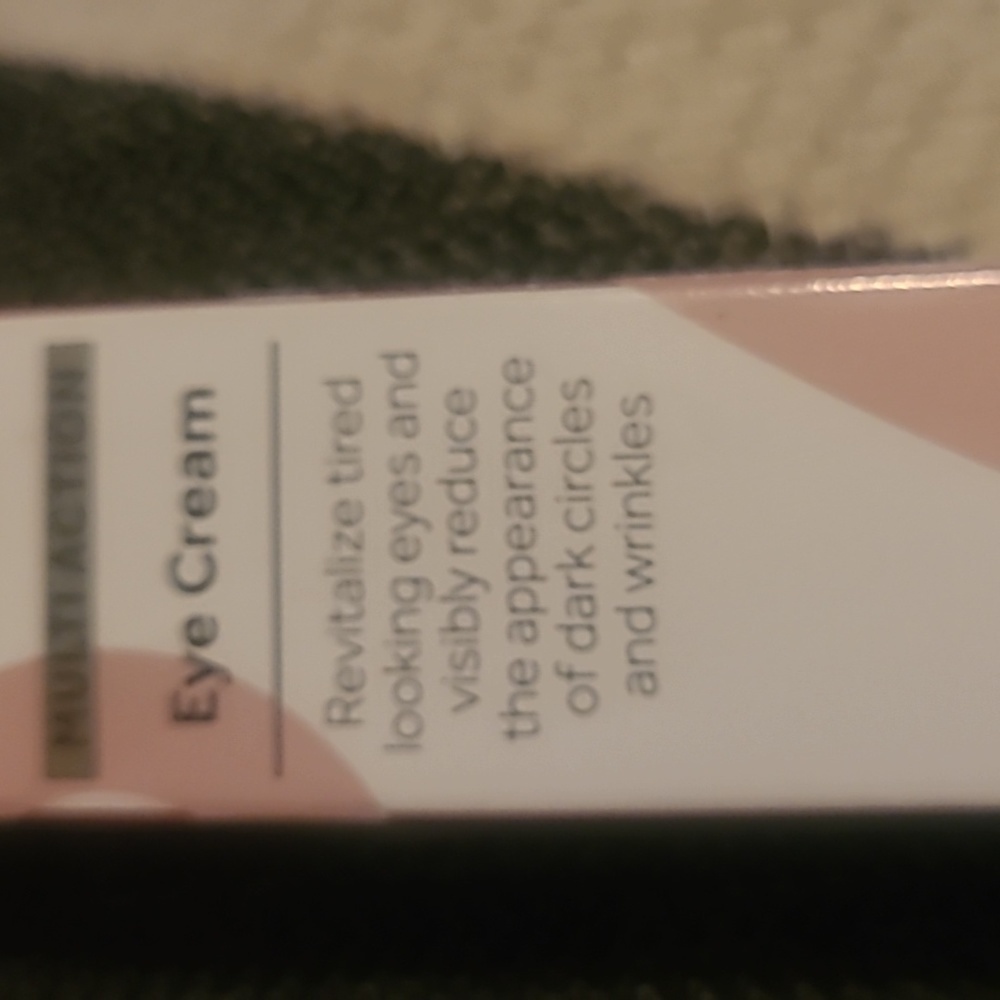 No7 Restore renew multi-action eye cream 15ml - Picture 3 of 4